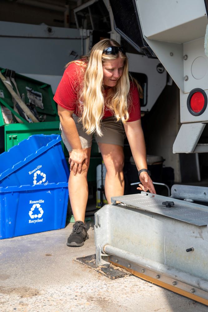Taylor Driesen shows how the Zamboni works.